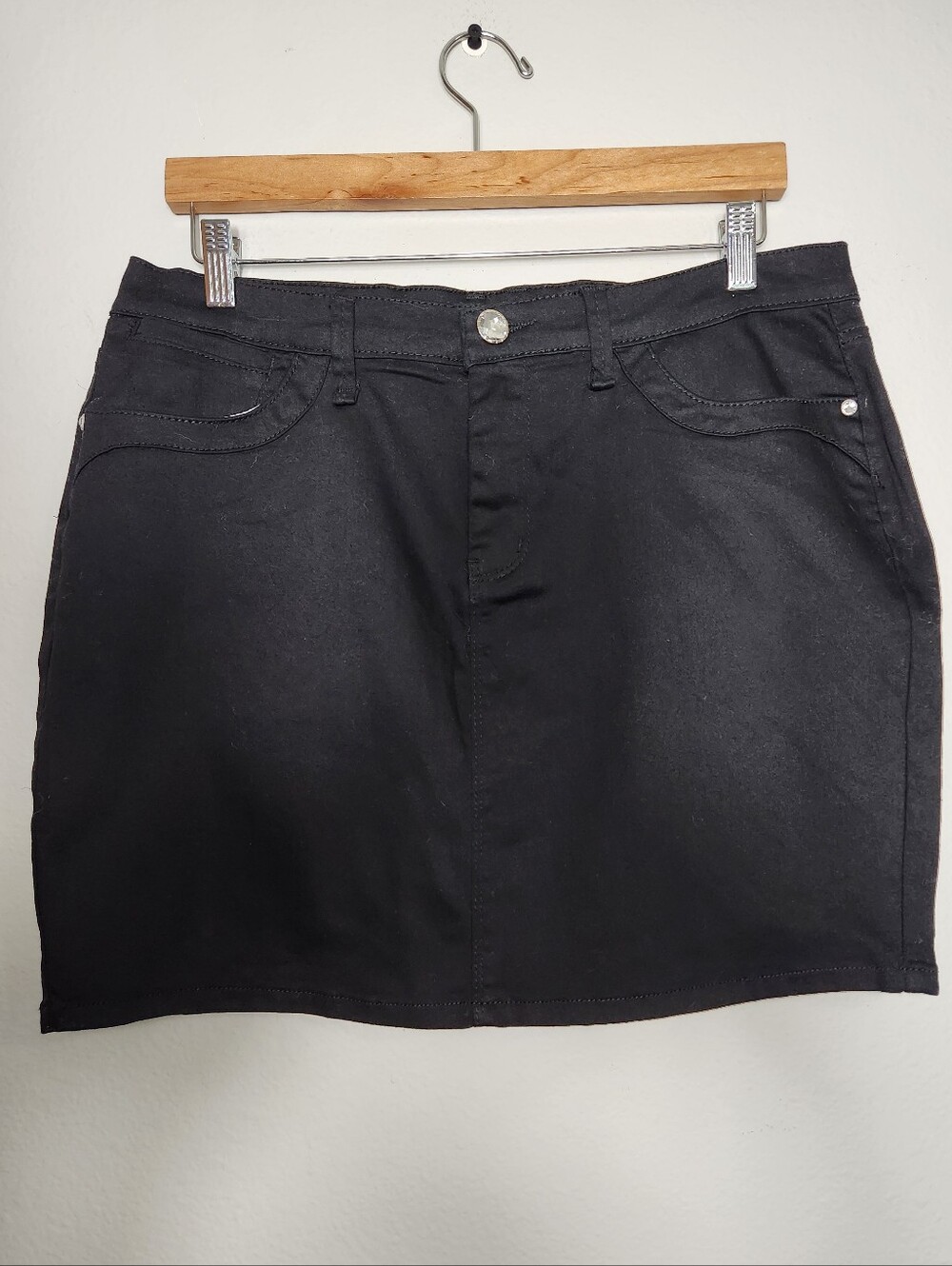 Venus Womens |16| Black Denim High Rise 5-Pocket Mini Skirt